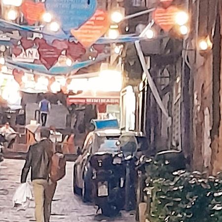 Piazza Carita' Centro Storico Διαμέρισμα Νάπολη Εξωτερικό φωτογραφία