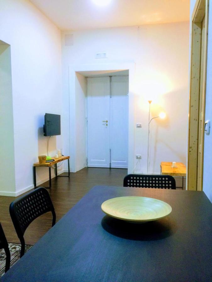 Piazza Carita' Centro Storico Διαμέρισμα Νάπολη Εξωτερικό φωτογραφία